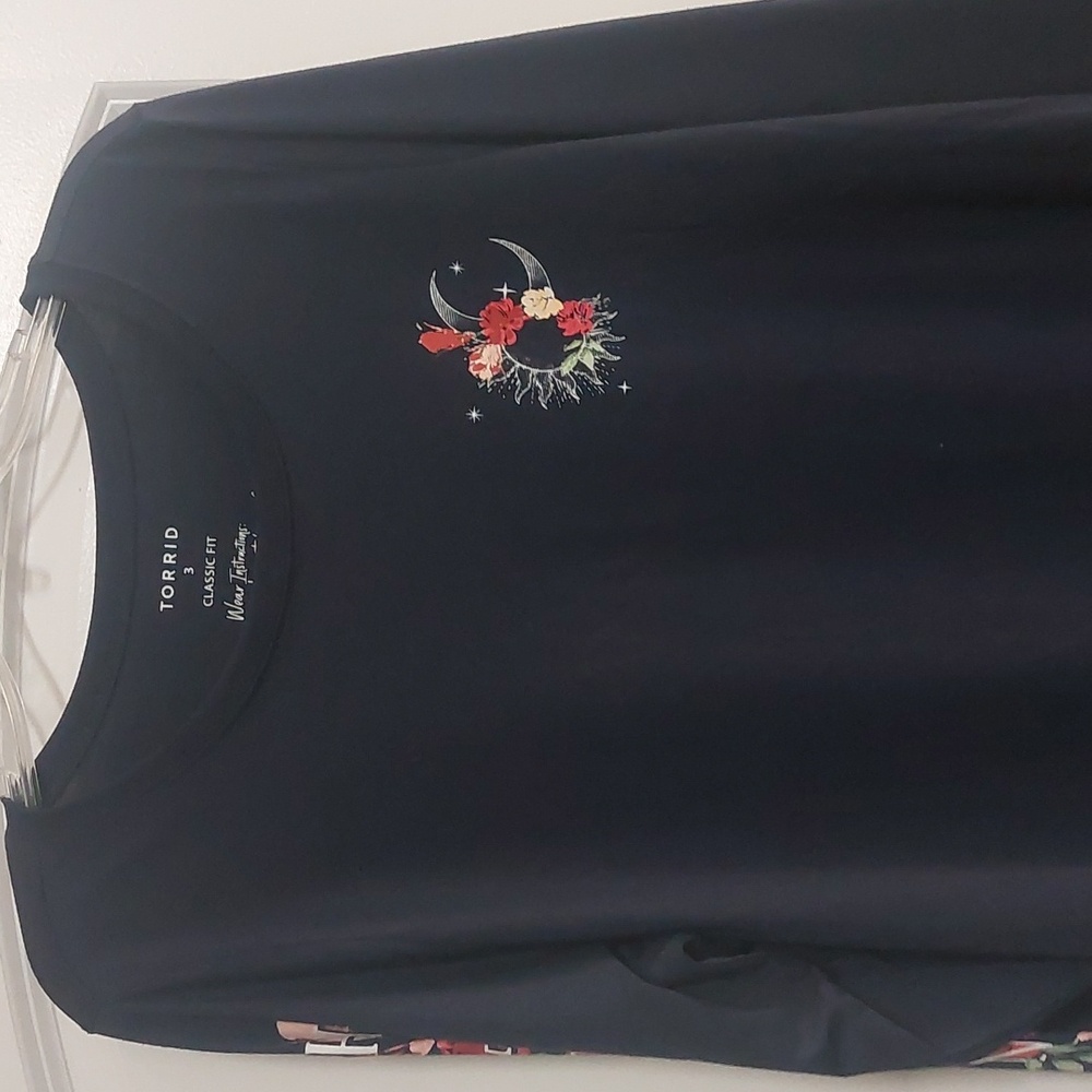 Torrid Navy Floral Celestial Classic Fit Jersey Crew Neck Long Sleeve Tee Sz 3 - Picture 15 of 16
